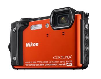 NIKON COOLPIX W300 Orange + 2 in 1 plovoucí popruh