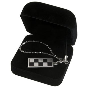 USB disk Swarovski Memoria Chess - 4 GB s povrchem z Onyxu